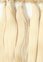 Волосы на капсулах волнистые натуральный светлый блонд цвет DB2